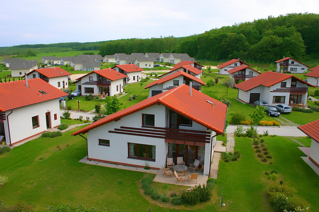 Villapark Vargesztes Ruang foto